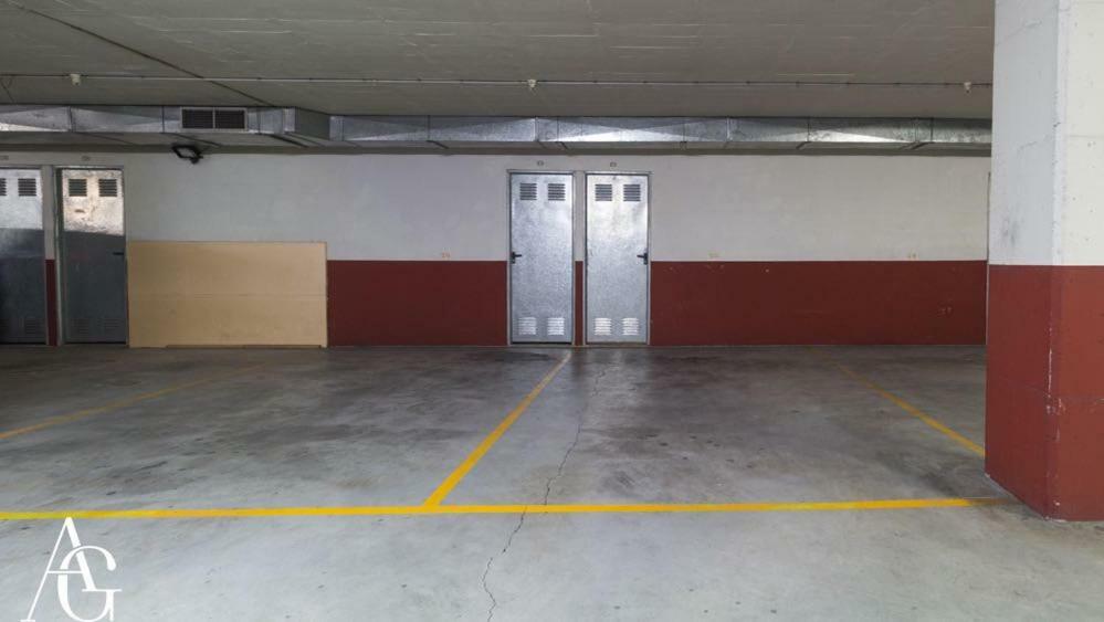 Apartamento Plaza De Espana Ribadeo Luaran gambar